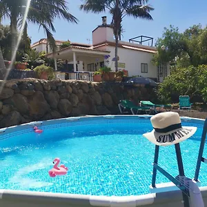 Dolores Con Piscina Y Vistas A La Gomera Сasa de vacaciones Costa Adeje (Tenerife)